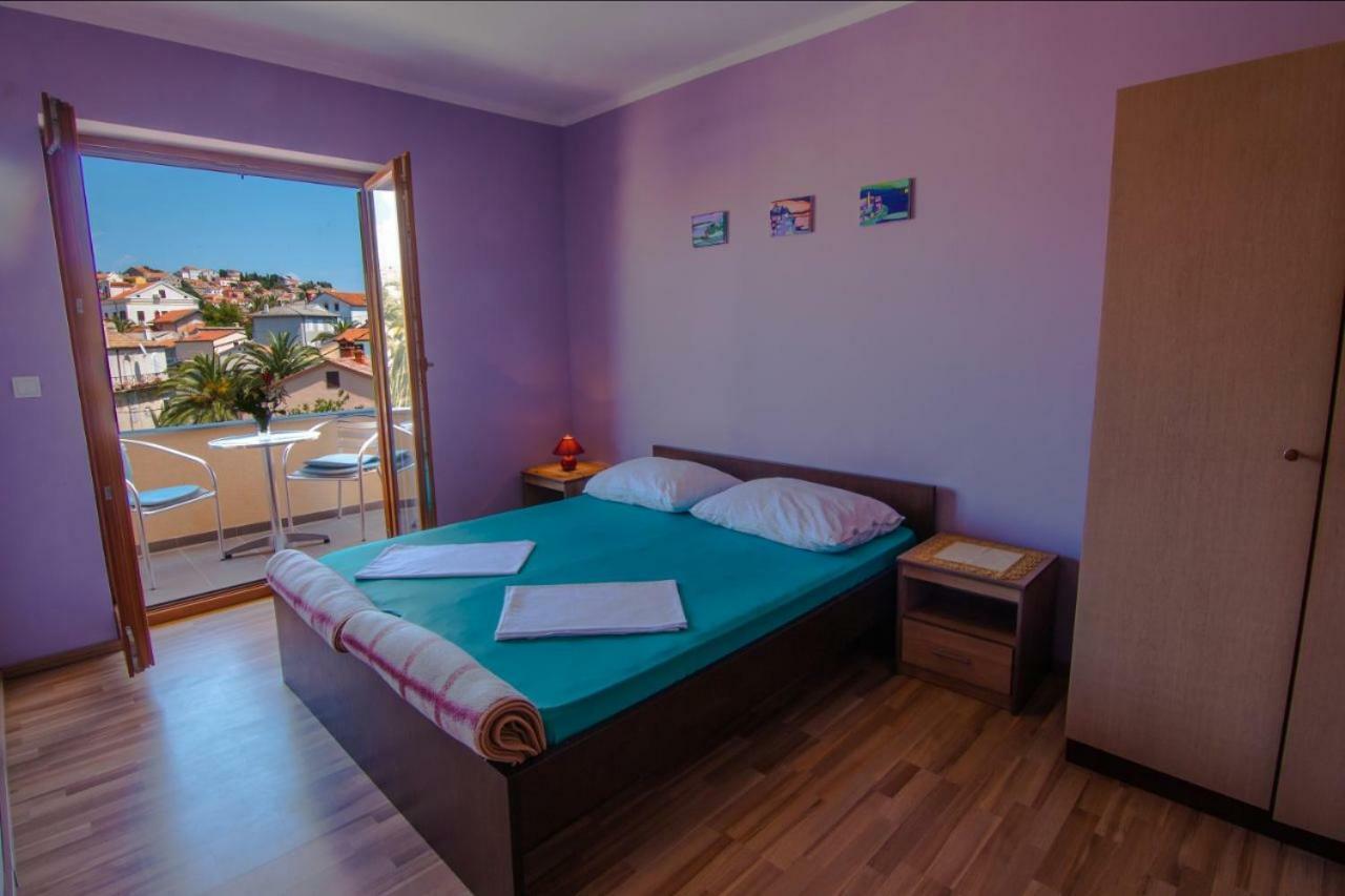 מאלי לוסיניי Apartments Villa Forida מראה חיצוני תמונה