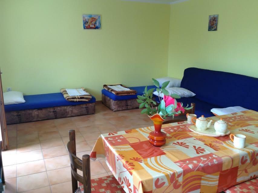 מאלי לוסיניי Apartments Villa Forida מראה חיצוני תמונה